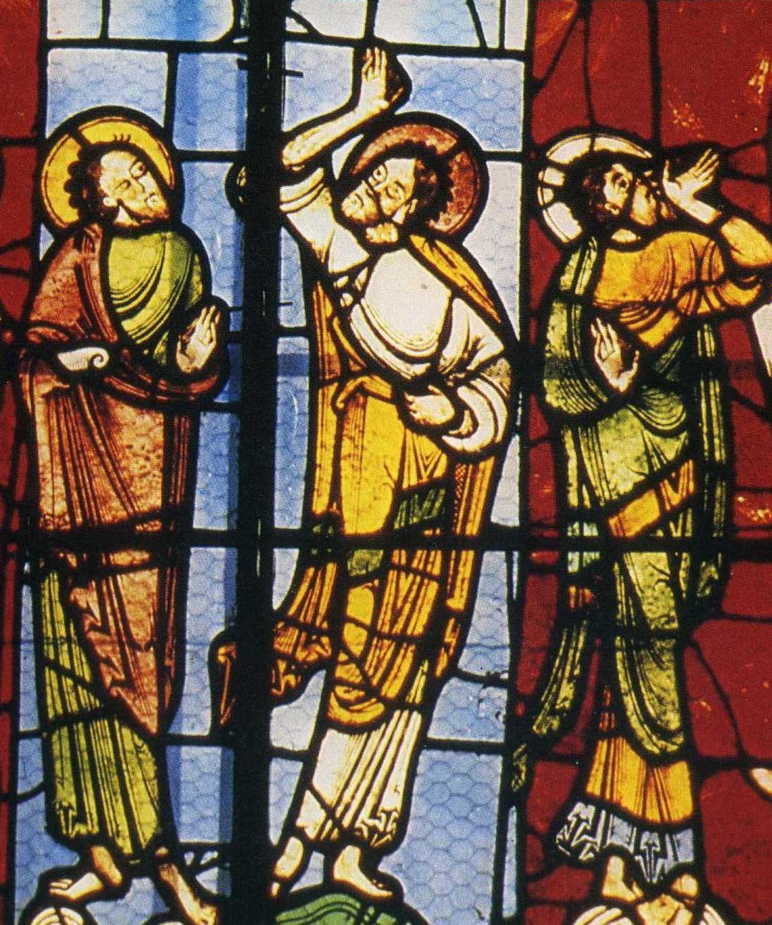 Évangile selon saint Luc 24,46-53
En ce temps-là, Jésus ressuscité, apparaissant à ses disciples, leur dit : « Il est écrit que le Christ souffrirait, qu’il ressusciterait d’entre les morts le troisième jour, et que la conversion serait proclamée en son nom, pour le pardon des péchés, à toutes les nations, en commençant par Jérusalem. à vous d’en être les témoins. Et moi, je vais envoyer sur vous ce que mon Père a promis. Quant à vous, demeurez dans la ville jusqu’à ce que vous soyez revêtus d’une puissance venue d’en haut. » Puis Jésus les emmena au dehors, jusque vers Béthanie ; et, levant les mains, il les bénit. Or, tandis qu’il les bénissait, il se sépara d’eux et il était emporté au ciel. Ils se prosternèrent devant lui, puis ils retournèrent à Jérusalem, en grande joie. Et ils étaient sans cesse dans le Temple à bénir Dieu.
https://www.lejourduseigneur.com/homelie/homelie-de-la-fete-de-lascension/
Commentaire de Monseigneur Ernesto Storelli Évangile selon saint Luc 24,46-53
En ce temps-là, Jésus ressuscité, apparaissant à ses disciples, leur dit : « Il est écrit que le Christ souffrirait, qu’il ressusciterait d’entre les morts le troisième jour, et que la conversion serait proclamée en son nom, pour le pardon des péchés, à toutes les nations, en commençant par Jérusalem. à vous d’en être les témoins. Et moi, je vais envoyer sur vous ce que mon Père a promis. Quant à vous, demeurez dans la ville jusqu’à ce que vous soyez revêtus d’une puissance venue d’en haut. » Puis Jésus les emmena au dehors, jusque vers Béthanie ; et, levant les mains, il les bénit. Or, tandis qu’il les bénissait, il se sépara d’eux et il était emporté au ciel. Ils se prosternèrent devant lui, puis ils retournèrent à Jérusalem, en grande joie. Et ils étaient sans cesse dans le Temple à bénir Dieu.
https://www.lejourduseigneur.com/homelie/homelie-de-la-fete-de-lascension/
Commentaire de Monseigneur Ernesto Storelli